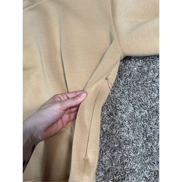 Lululemon Gathered Waist Crew Pullover Pecan Tan Size 6 Slimming Gym Shaping Top - Picture 7 of 12